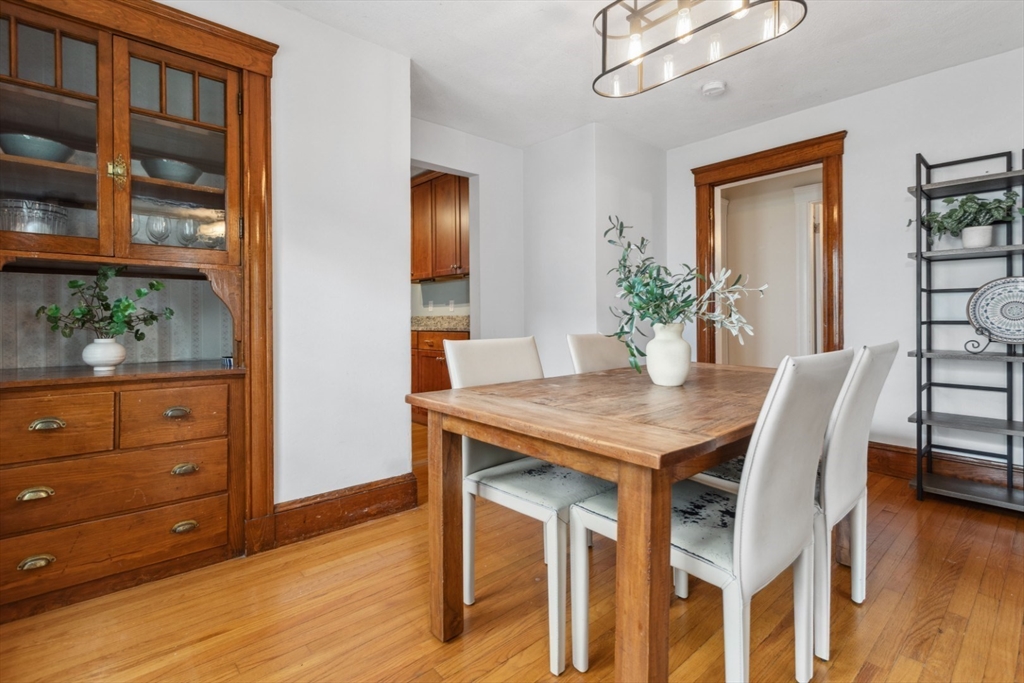 14 Fairview Avenue Reading, MA 01867 - Photo 10 of 40