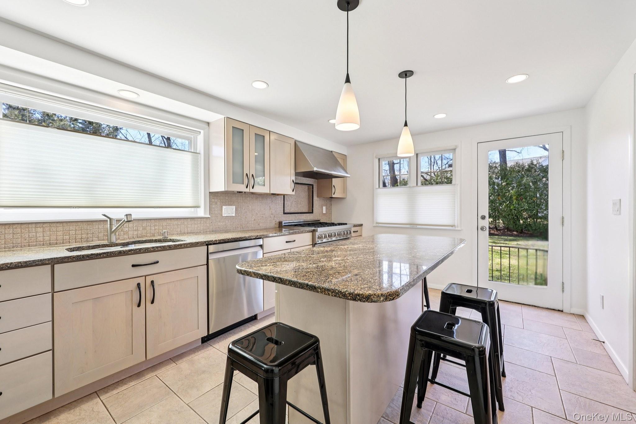 12 Old Oak Road Rye Brook, NY 10573 - Photo 12 of 37