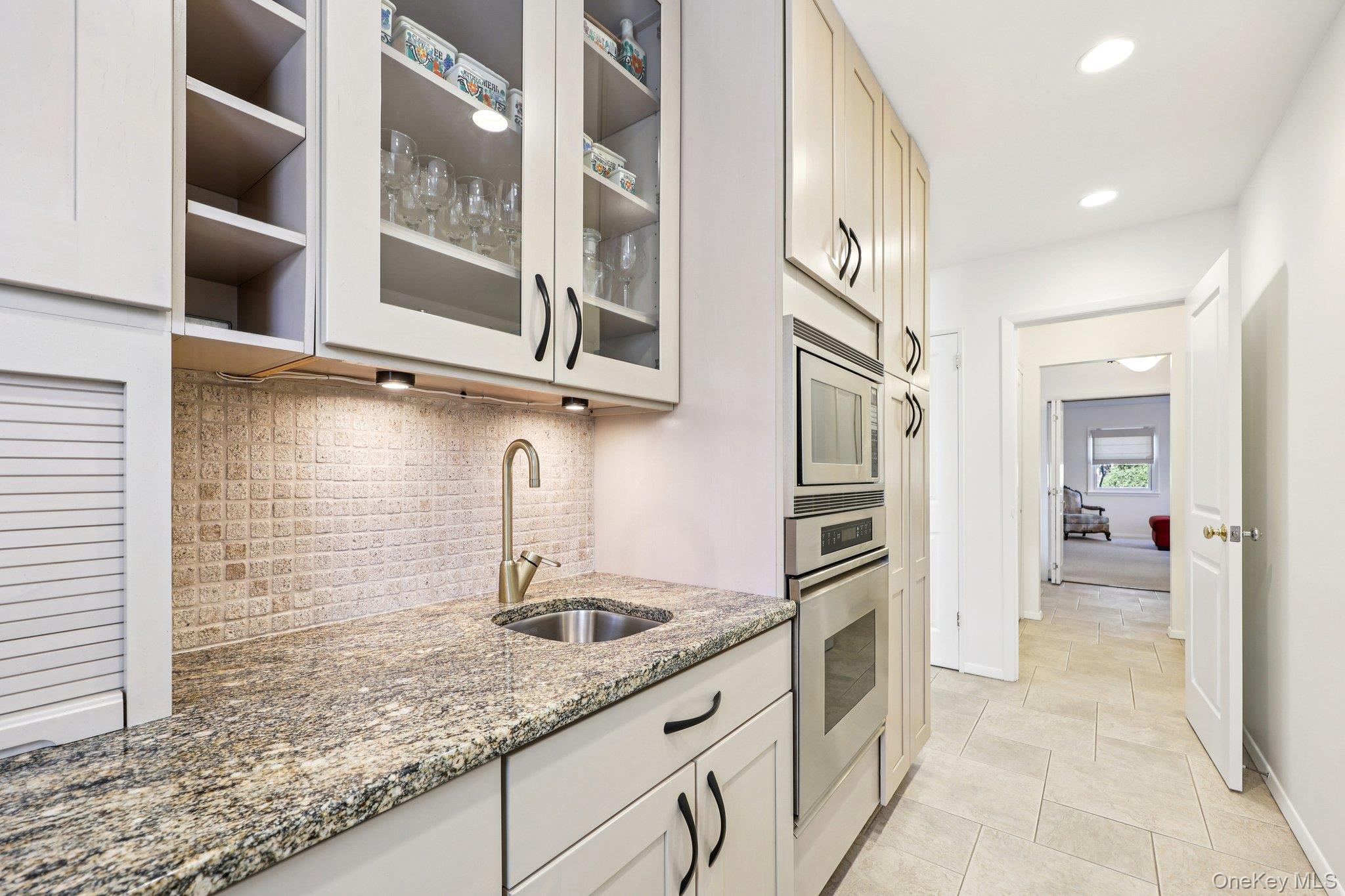 12 Old Oak Road Rye Brook, NY 10573 - Photo 13 of 37