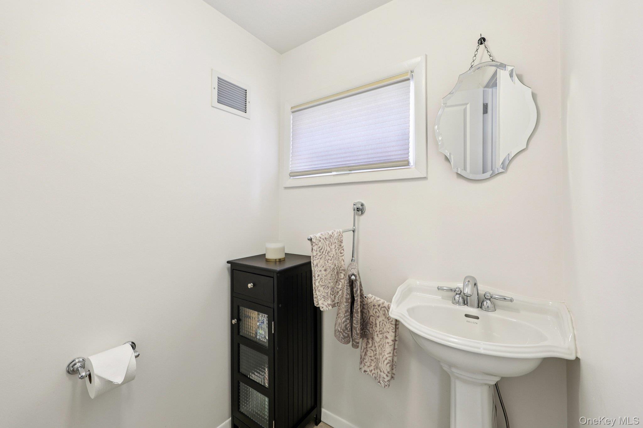 12 Old Oak Road Rye Brook, NY 10573 - Photo 25 of 37