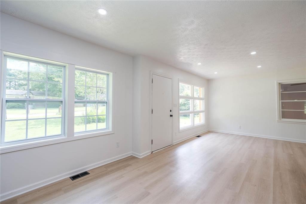 2935 Catalina Drive Decatur, GA 30032 - Photo 8 of 27