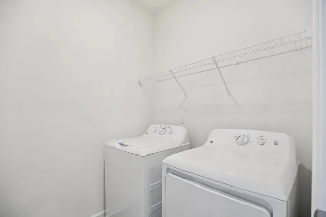 $266,540 | 3135 Diamond Vw Lane, Angleton, TX 77515