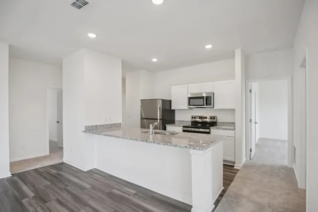 $266,540 | 3135 Diamond Vw Lane, Angleton, TX 77515