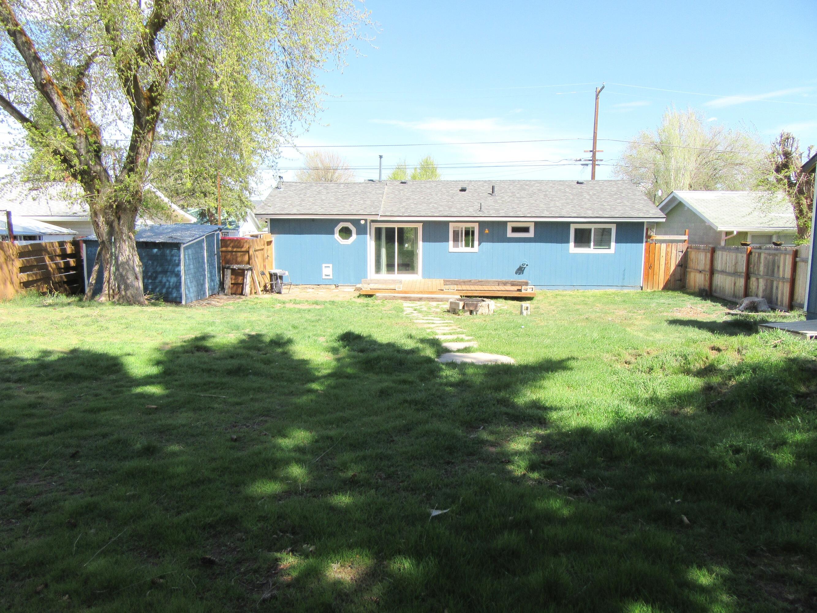 907 West 3rd Street Alturas, CA 96101 - Photo 32 of 32 Backyard 4