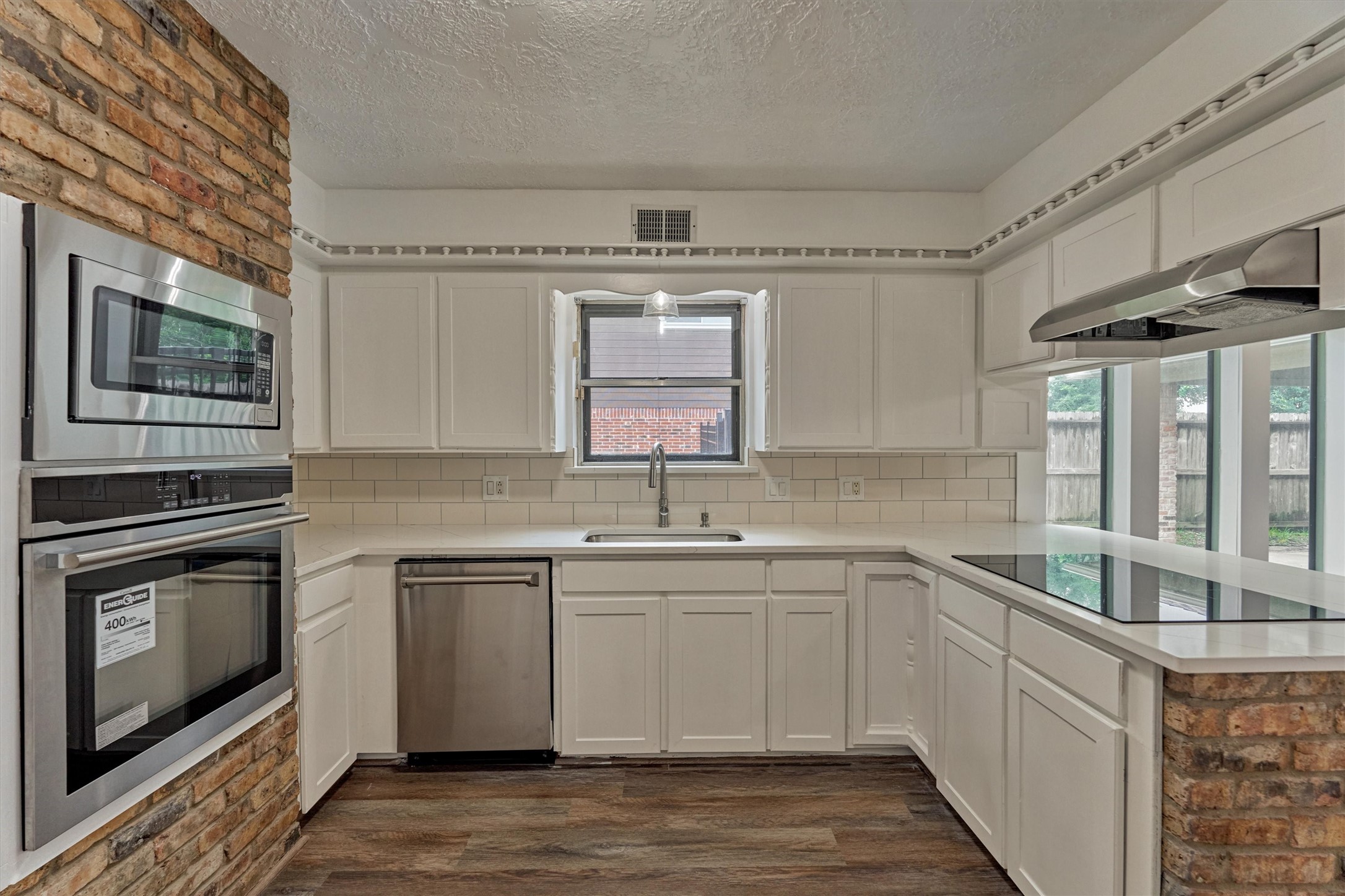 19426 Whitewood Drive Spring, TX 77373 - Photo 13 of 41 Stainless, Microwave, Oven, Dishwasher, Farmhouse, Invection Cooktop