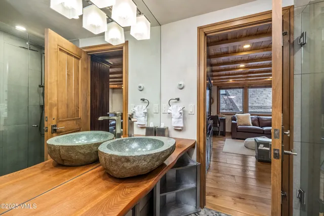 $12,500,000 | 100 East Meadow Drive, Unit 25, Vail, CO 81657