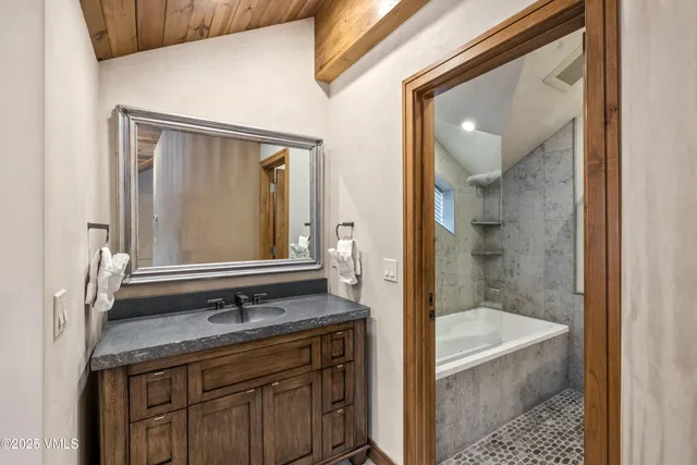 $12,500,000 | 100 East Meadow Drive, Unit 25, Vail, CO 81657