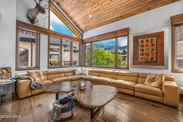 $12,500,000 | 100 East Meadow Drive, Unit 25, Vail, CO 81657