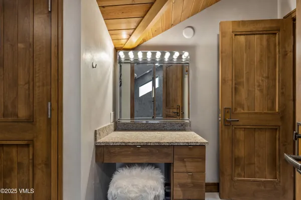 $12,500,000 | 100 East Meadow Drive, Unit 25, Vail, CO 81657