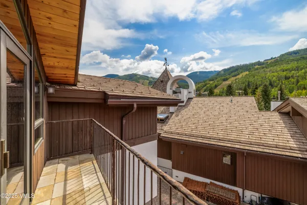 $12,500,000 | 100 East Meadow Drive, Unit 25, Vail, CO 81657