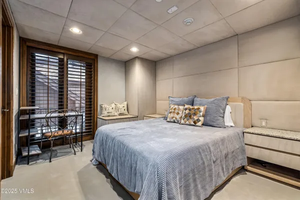 $12,500,000 | 100 East Meadow Drive, Unit 25, Vail, CO 81657