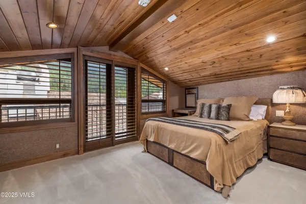 $12,500,000 | 100 East Meadow Drive, Unit 25, Vail, CO 81657