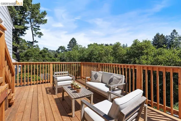 $1,395,000 | 84 Templar Place, Oakland, CA 94618