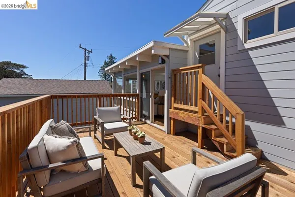 $1,395,000 | 84 Templar Place, Oakland, CA 94618