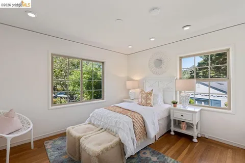 $1,395,000 | 84 Templar Place, Oakland, CA 94618