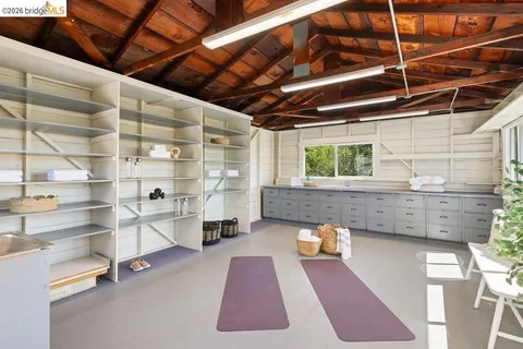 $1,395,000 | 84 Templar Place, Oakland, CA 94618