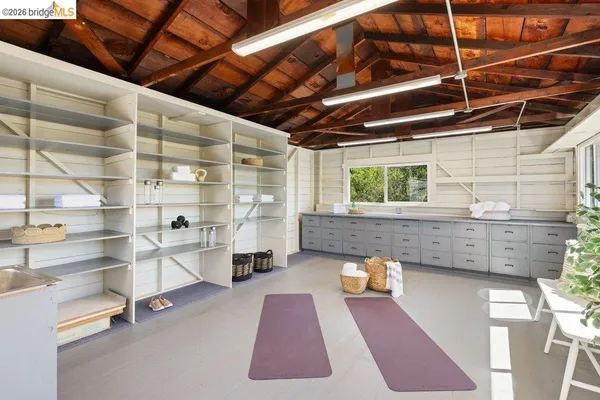 $1,395,000 | 84 Templar Place, Oakland, CA 94618