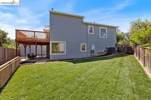 $1,395,000 | 84 Templar Place, Oakland, CA 94618