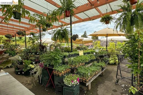 $1,395,000 | 84 Templar Place, Oakland, CA 94618