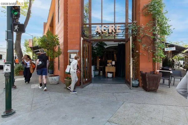 $1,395,000 | 84 Templar Place, Oakland, CA 94618