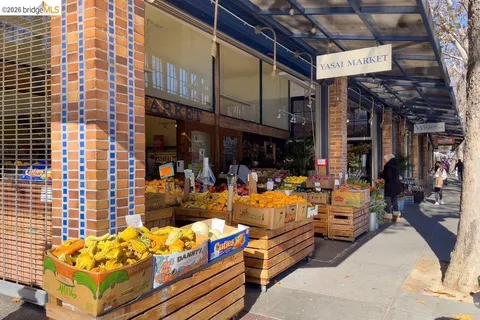 $1,395,000 | 84 Templar Place, Oakland, CA 94618