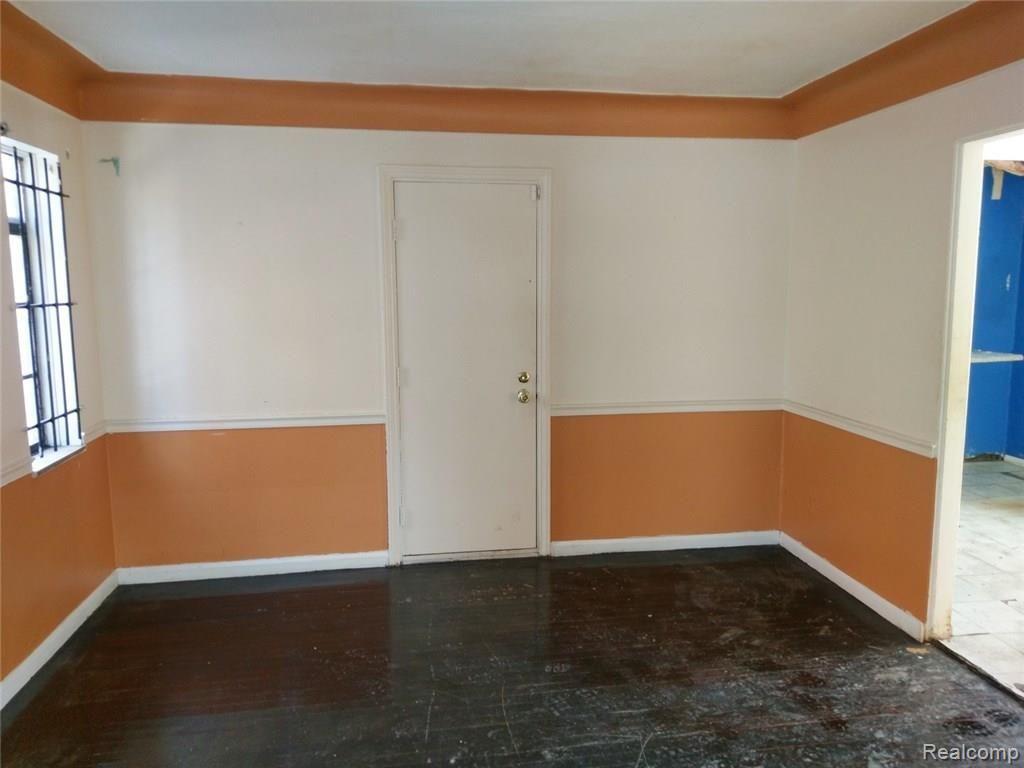 16554 Trinity Street Detroit, MI 48219 - Photo 8 of 26 Trinity (10) (Large).jpg