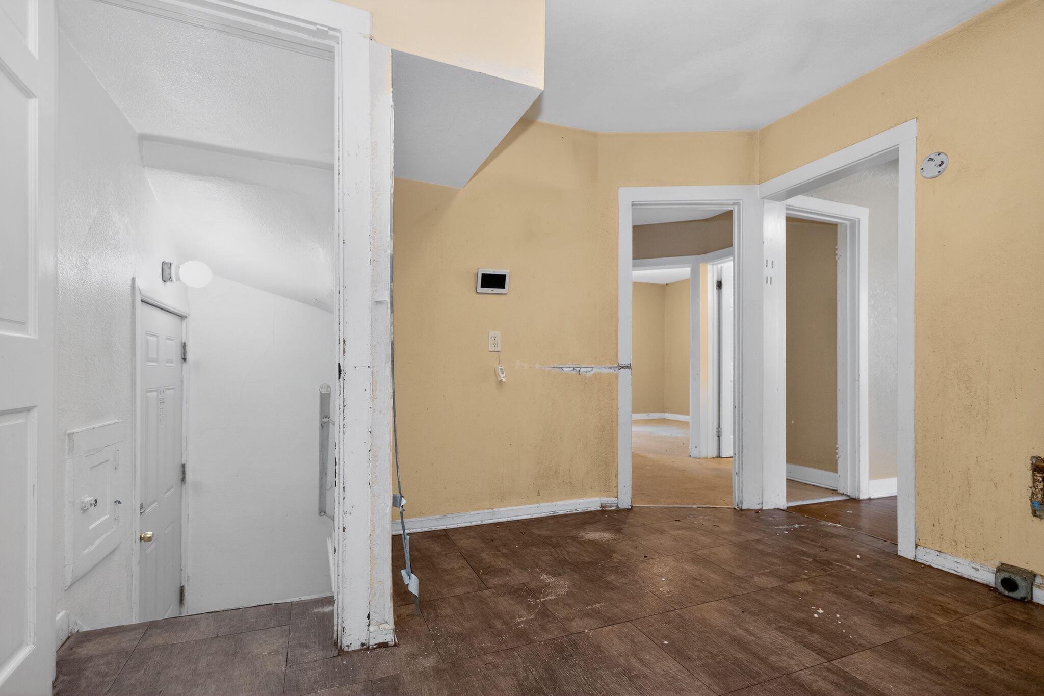 4624 North 29th Street Milwaukee, WI 53209 - Photo 25 of 37 27_4624_N_29th_St_Milwaukee_WI_53209-Oth