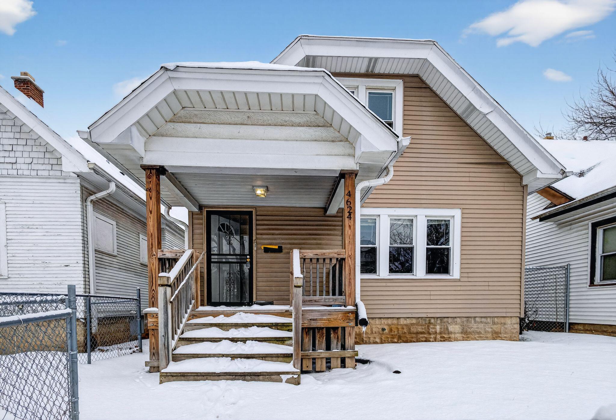 4624 North 29th Street Milwaukee, WI 53209 - Photo 30 of 37 02_4624_N_29th_St_Milwaukee_WI_53209-Ext