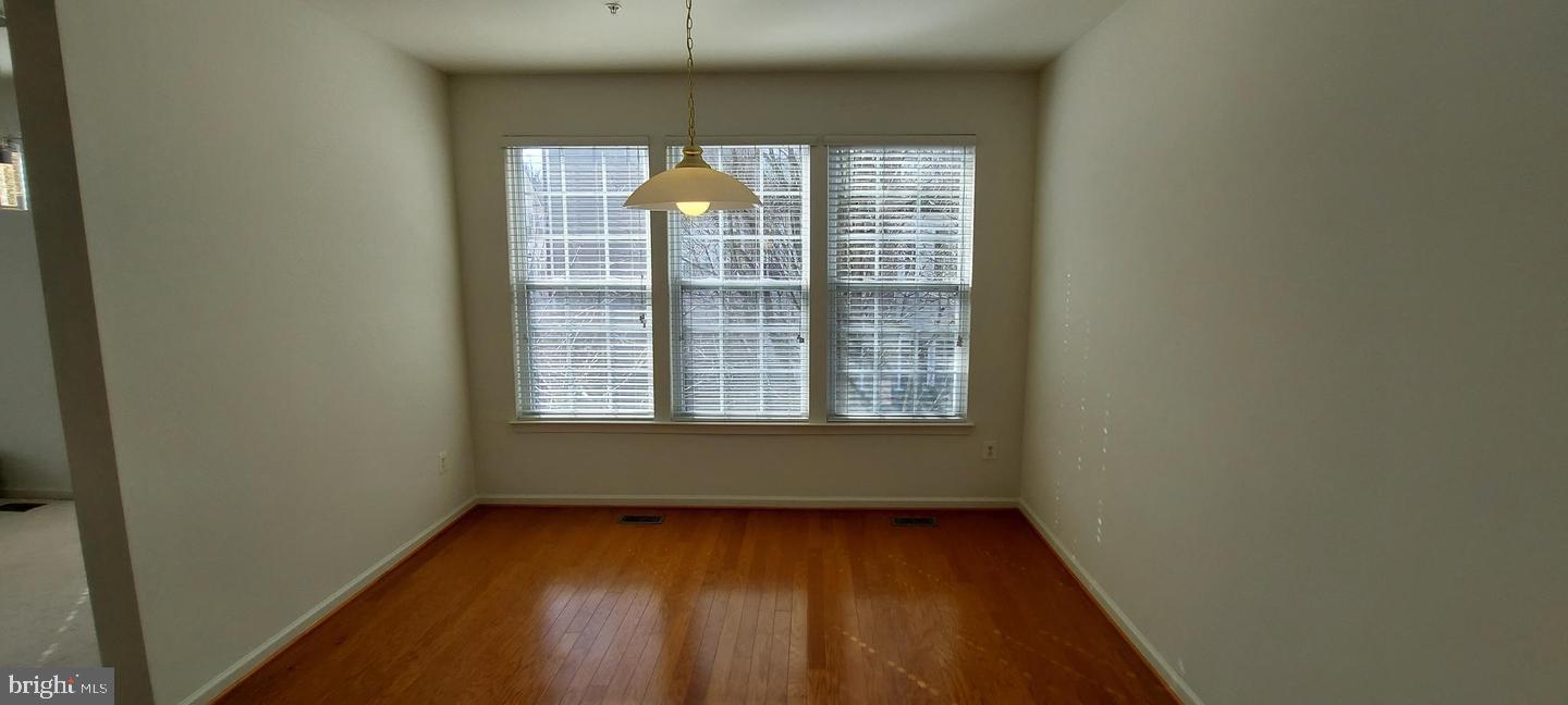 7112 Silverleaf Oak Road, Unit 169 Elkridge, MD 21075 - Photo 15 of 27