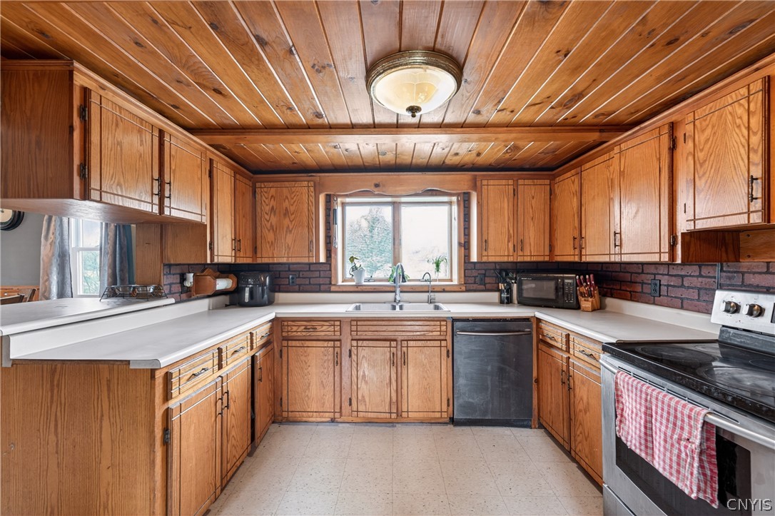 193 Newport-Gray Road Newport, NY 13416 - Photo 16 of 48