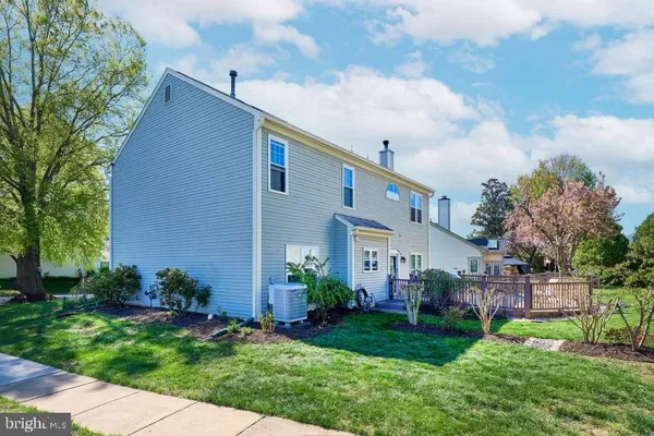 $849,000 | 46554 Cedarhurst Drive, Sterling, VA 20165