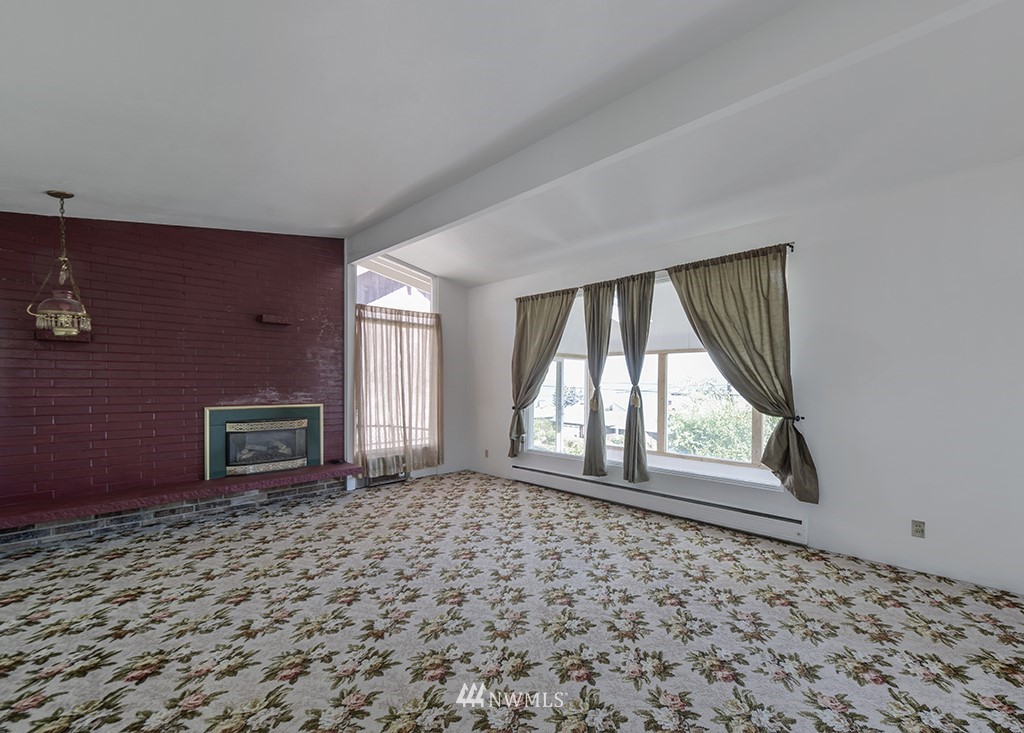 7259 South Sunnycrest Road Seattle, WA 98178 - Photo 14 of 25