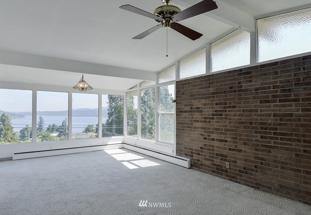 7259 South Sunnycrest Road Seattle, WA 98178 - Photo 7 of 25