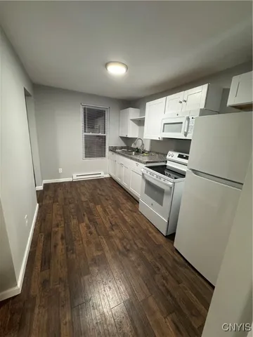 $1,250 | 121 East Main Street, Frankfort, NY 13340