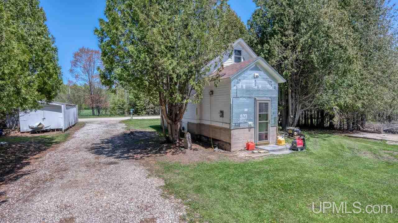 5585 Lasich Road Manistique, MI 49854 - Photo 4 of 33 Gallery Image 4