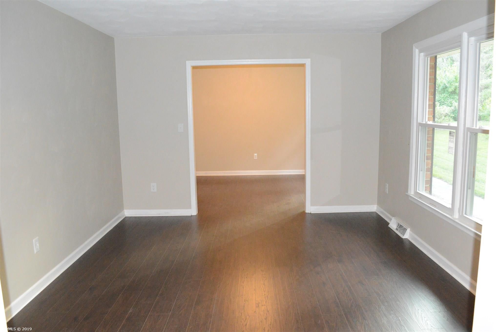 6105 North Fork Road Elliston, VA 24087 - Photo 9 of 24 Gallery Image 9