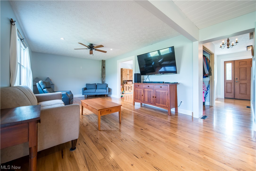 665 Albert Horning Road Atwater, OH 44201 - Photo 17 of 35 Gallery Image 17