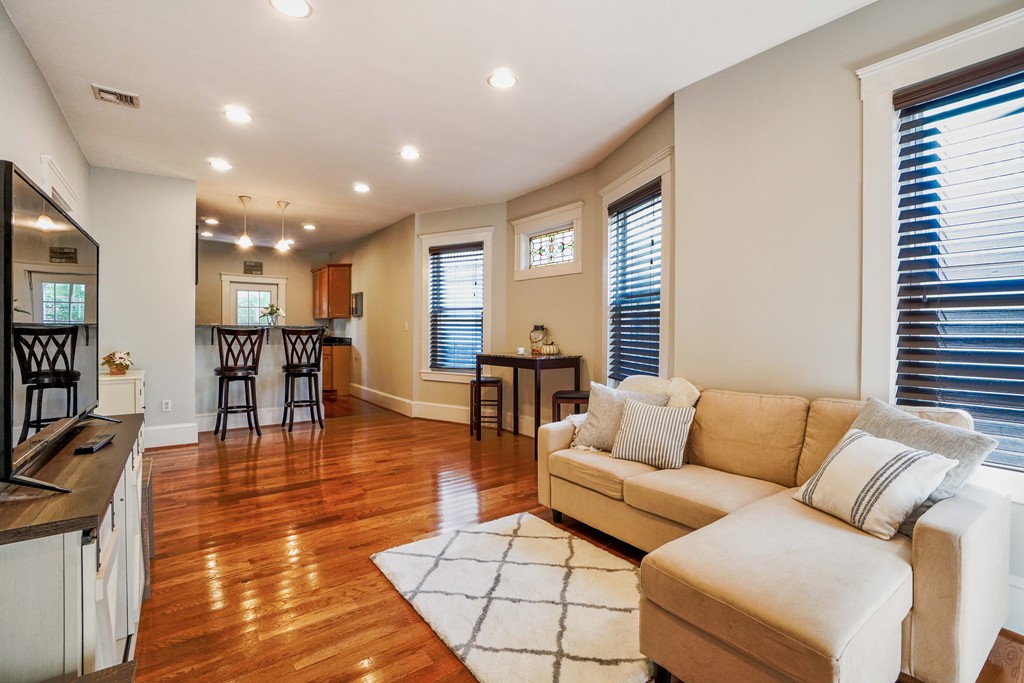 7 Treadway Road, Unit 1 Boston, MA 02125 - Photo 1 of 20