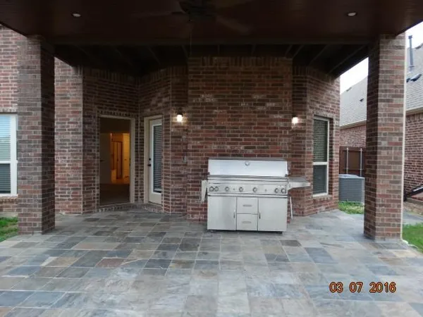 $2,800 | 924 Eagle Creek Trail, McKinney, TX 75072