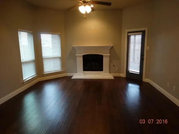 $2,800 | 924 Eagle Creek Trail, McKinney, TX 75072