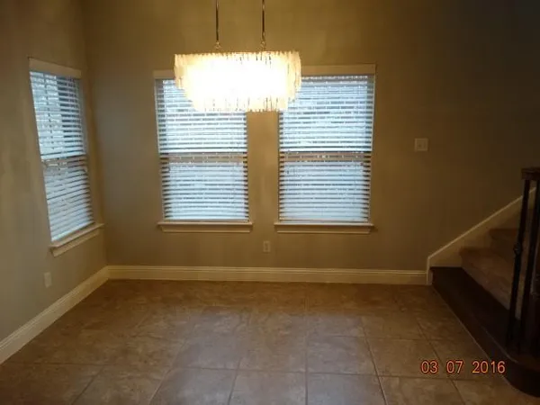 $2,800 | 924 Eagle Creek Trail, McKinney, TX 75072