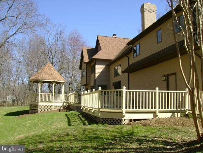 18616 Chandlee Mill Road Sandy Spring, MD 20860 - Photo 3 of 13 Deck