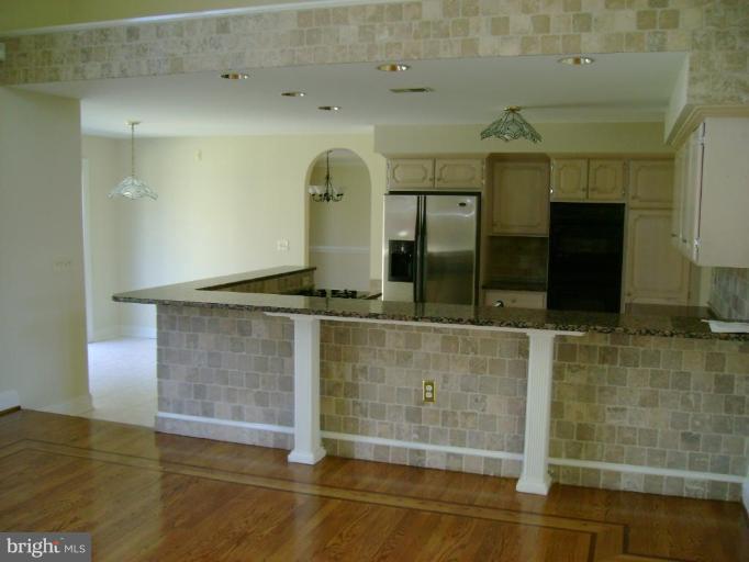 18616 Chandlee Mill Road Sandy Spring, MD 20860 - Photo 5 of 13 Kitchen #2