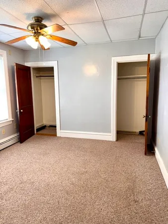 $2,400 | 15 Church Street, Unit 2, Warren, RI 02885