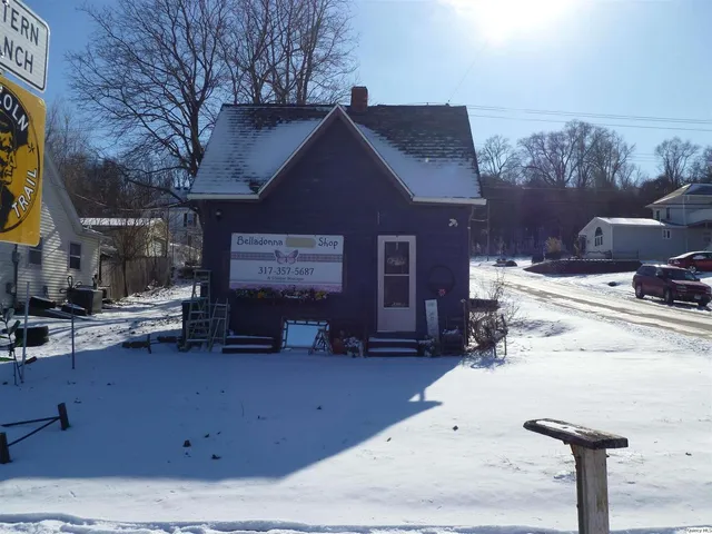 $29,000 | 398 West 3rd Street, Dallas City, IL 62330