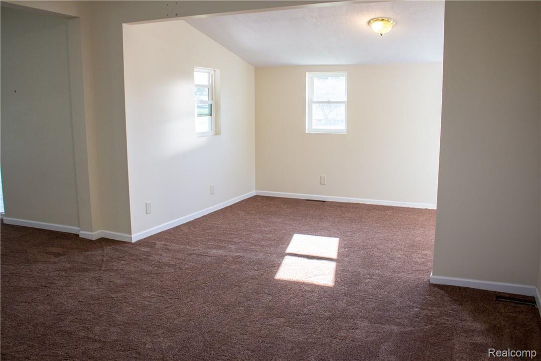 8965 East Burt Road Birch Run, MI 48415 - Photo 7 of 31 Burt-08.jpg