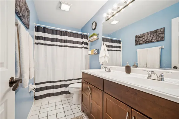 $559,900 | 1324 Richmond Lane, Bartlett, IL 60103