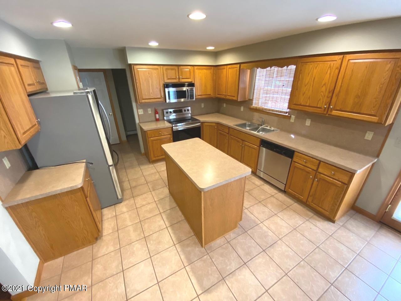 157 Potato Path Road Kunkletown, PA 18058 - Photo 6 of 44 IMG_2805