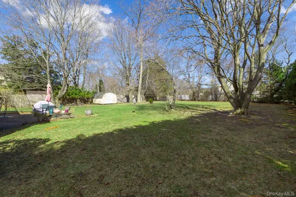 $765,000 | 23 Village Lane, Hauppauge, NY 11788