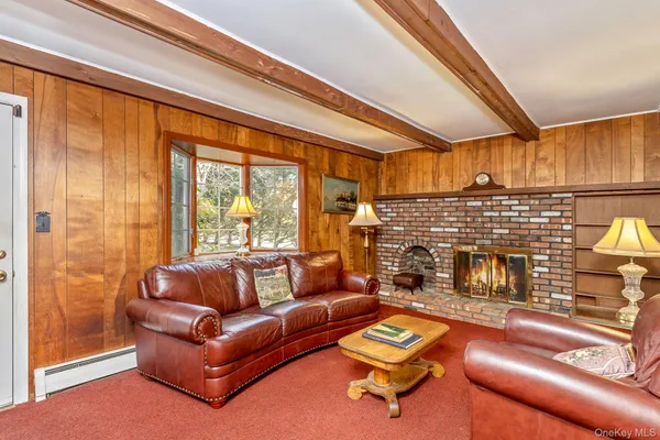 $765,000 | 23 Village Lane, Hauppauge, NY 11788